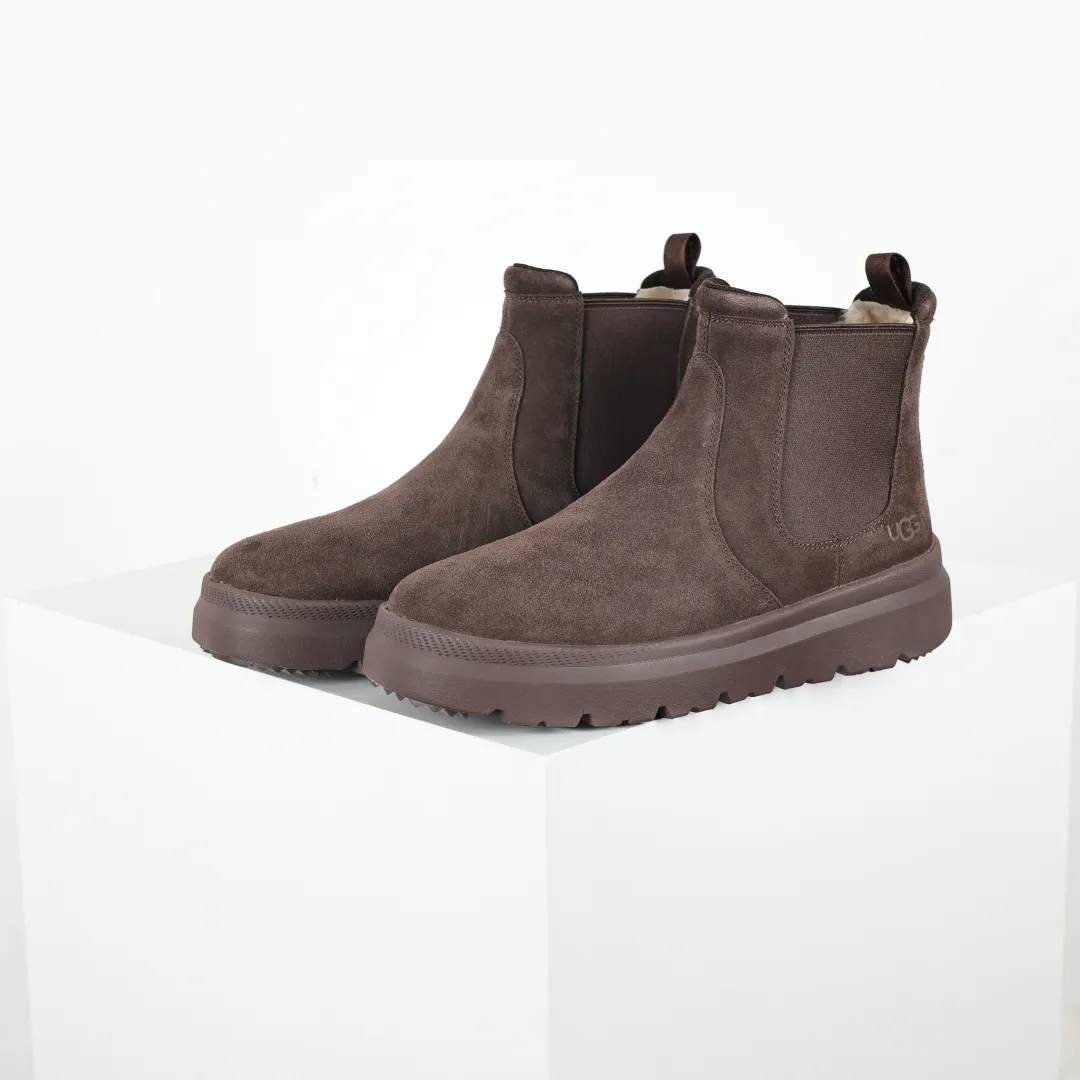 Copywriting price 💰680 The core recommendation is good price. The platform's foreign trade is exclusively for UGG Burleigh Chelsea Chelsea men's high-top snow boots 1152050. Produced by the ten-year-old brand shoemaking factory production line. Pay attention to every detail. Longfeng A-grade genuine sheep fur is integrated. It is built in full compliance with the ZP process. Size: 39 40 41 42 43 44 45